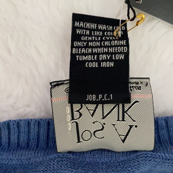 NWT! Jos. A Bank v-neck sweater in a light blue color - Picture 3 of 4